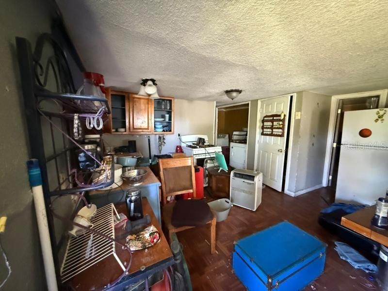 12129 Robinhood Rd, Hudson, FL 34669