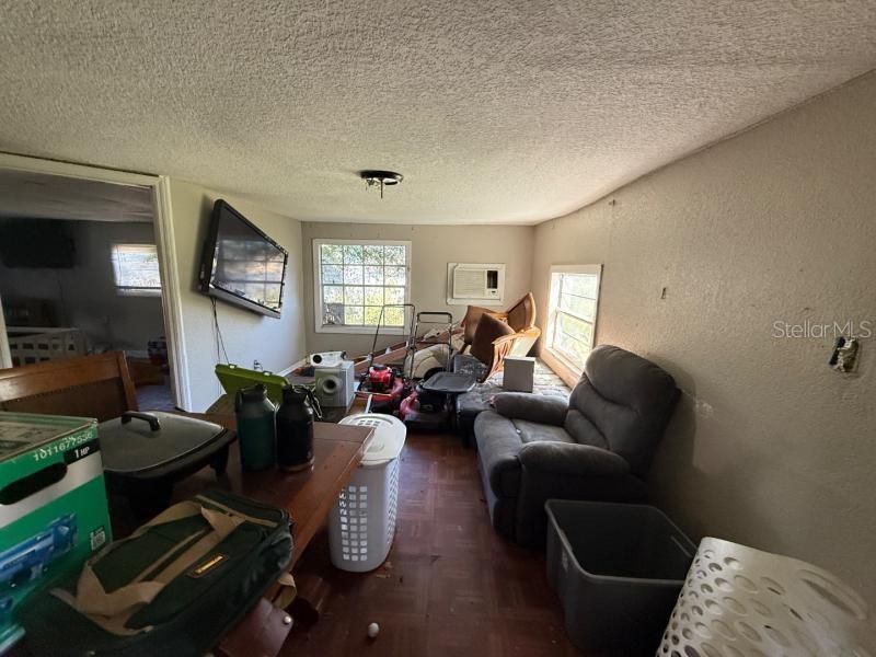 12129 Robinhood Rd, Hudson, FL 34669