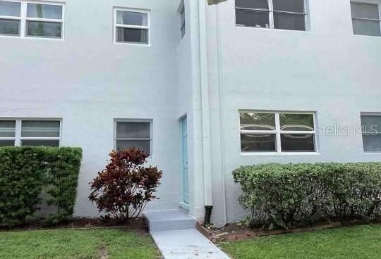 445 32nd Ave N #W104, St Petersburg, FL 33704