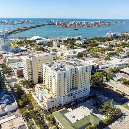 628 Cleveland St #1213, Clearwater, FL 33755