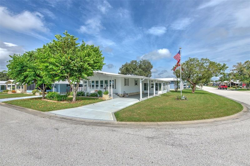 35207 Makenzie St, Zephyrhills, FL 33541