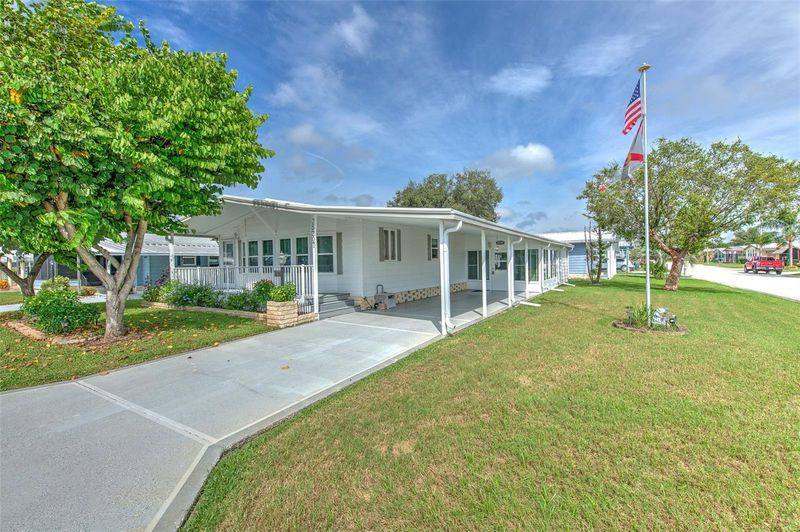 35207 Makenzie St, Zephyrhills, FL 33541