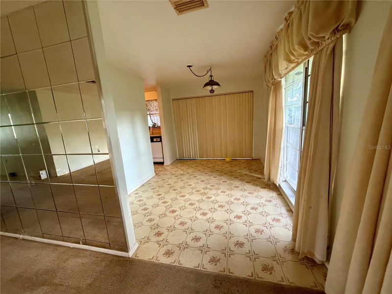 6810 Eden Ln, Tampa, FL 33634