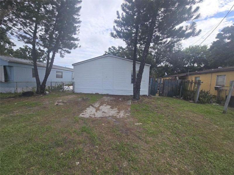 10012 Indiana St, Gibsonton, FL 33534
