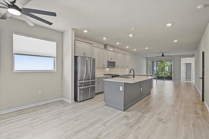 6026 Golden Nettle Dr, Apollo Beach, FL 33572