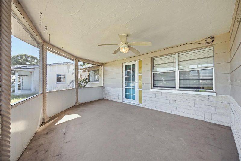 4030 Cluster Dr, Holiday, FL 34691