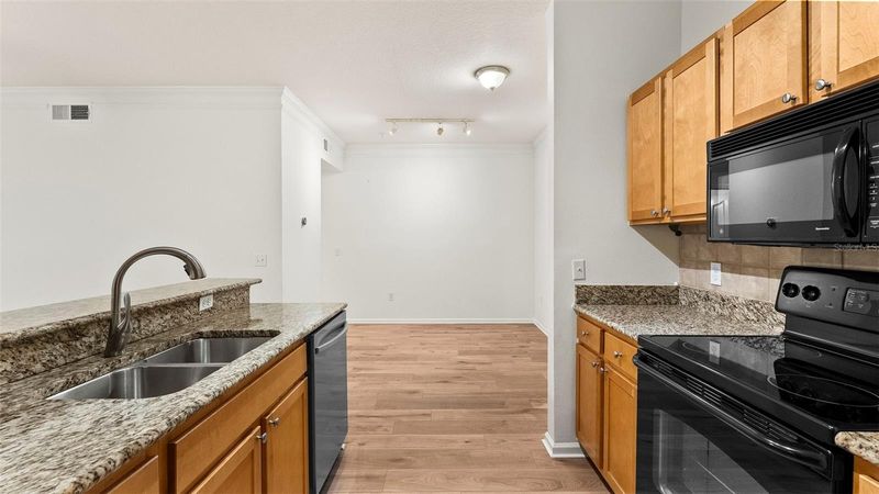4207 S Dale Mabry Hw #6214, Tampa, FL 33611