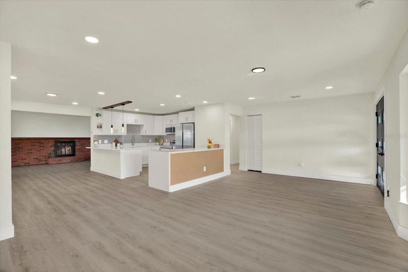 720 Sailfish Dr, Brandon, FL 33511