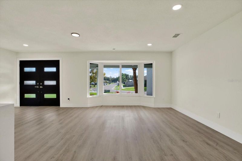 720 Sailfish Dr, Brandon, FL 33511