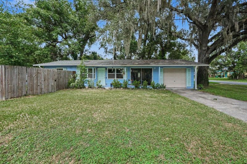 Zephyrhills, FL 33542