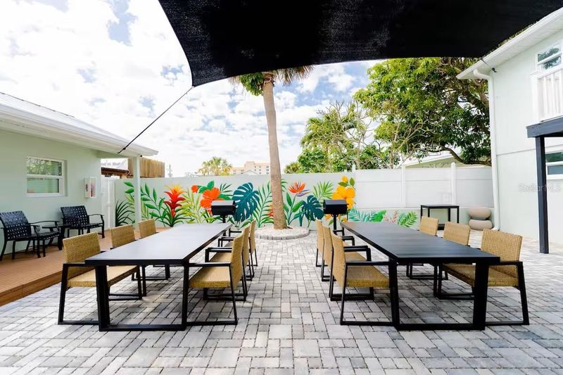 122 Coral Ave, Redington Shores, FL 33708