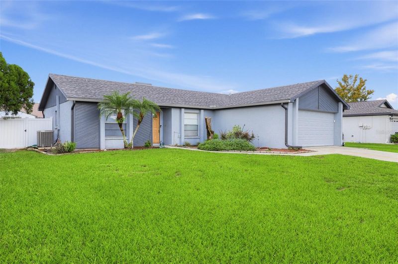 1805 Lakewind Dr, Brandon, FL 33510