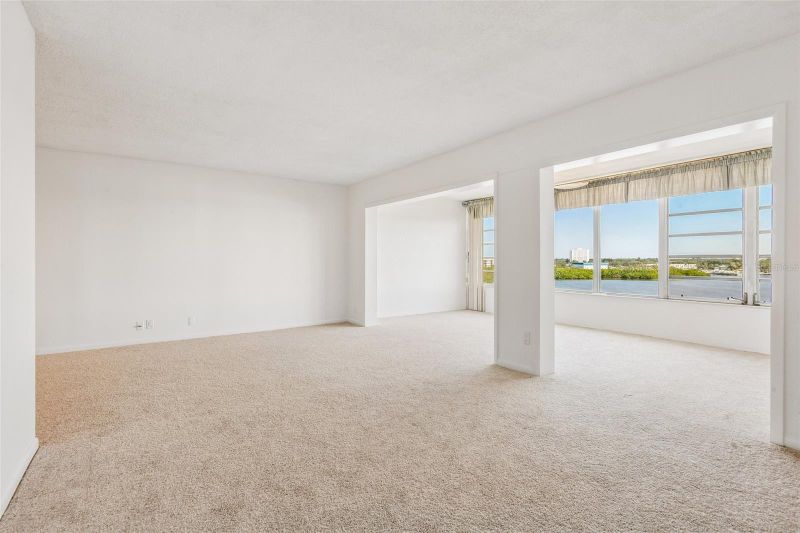 1847 Shore Crest Dr #710, South Pasadena, FL 33707