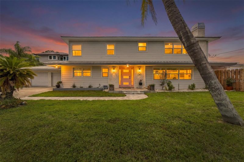 135 Harbor Dr, Palm Harbor, FL 34683