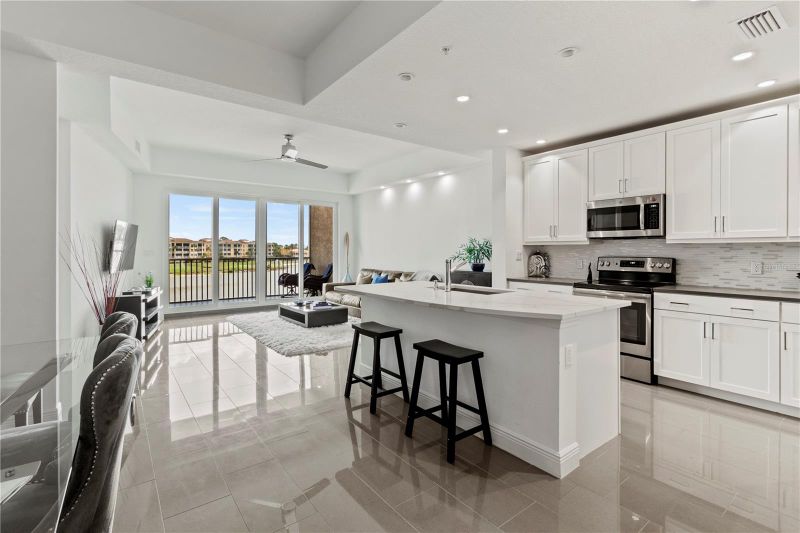 10520 Boardwalk Loop #302, Bradenton, FL 34202