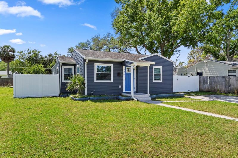 824 61st Ave NE, St Petersburg, FL 33703
