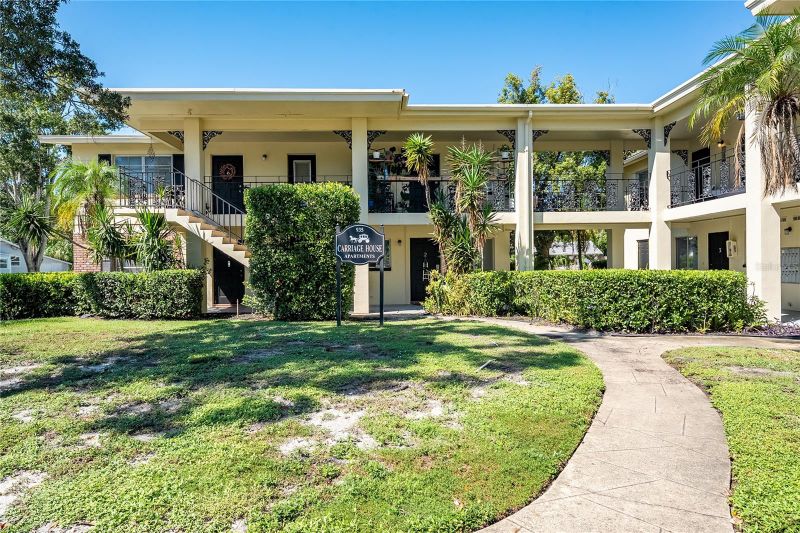 935 34th Ave N, St Petersburg, FL 33704