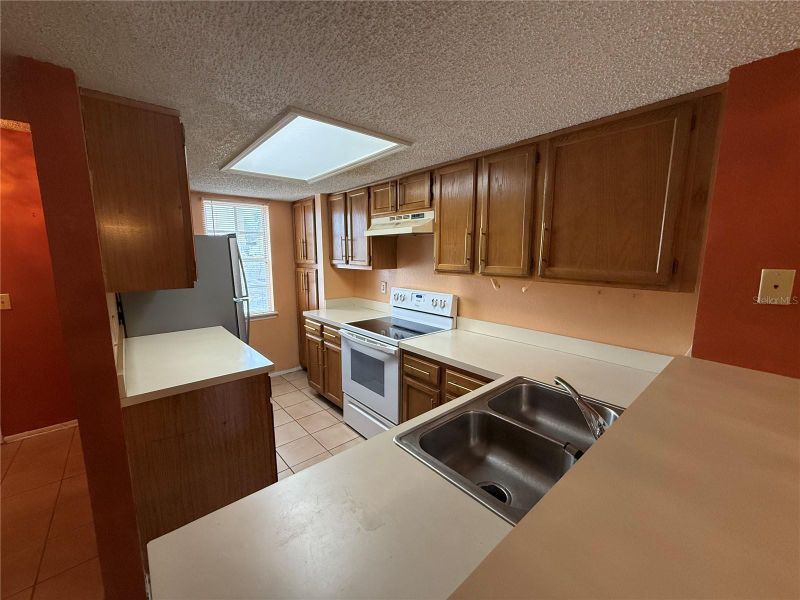 6681 121st Ave #G, Largo, FL 33773