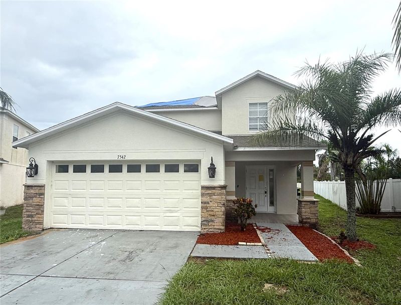 7542 Maroon Peak Dr, Ruskin, FL 33573
