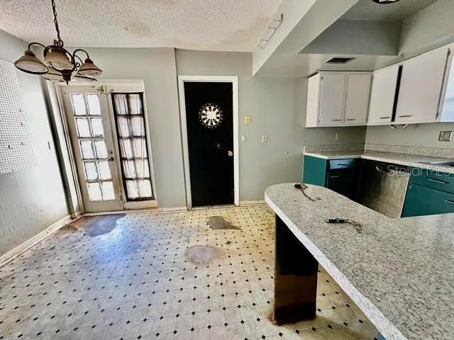 3560 Applewood Ter N, Pinellas Park, FL 33781
