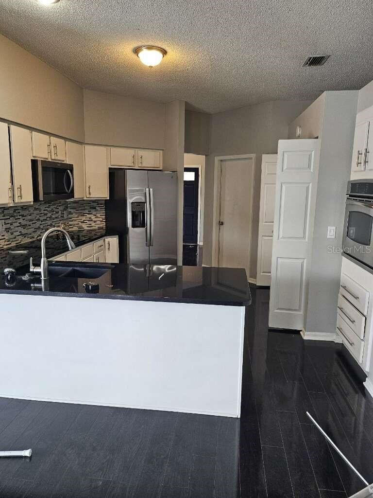 10306 Early Mist Ln, Riverview, FL 33569