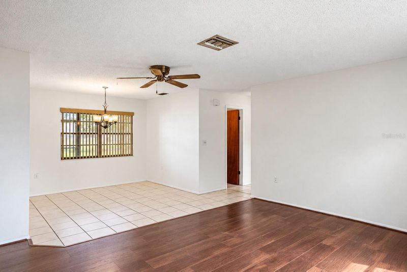 10970 Peppertree Ln, Port Richey, FL 34668