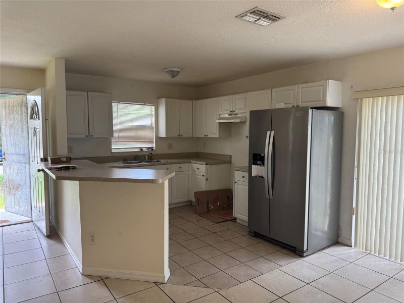 2609 E Emma St, Tampa, FL 33610