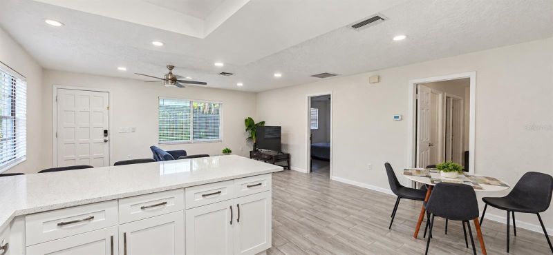 8090 50th Ave N #8092, St Petersburg, FL 33709