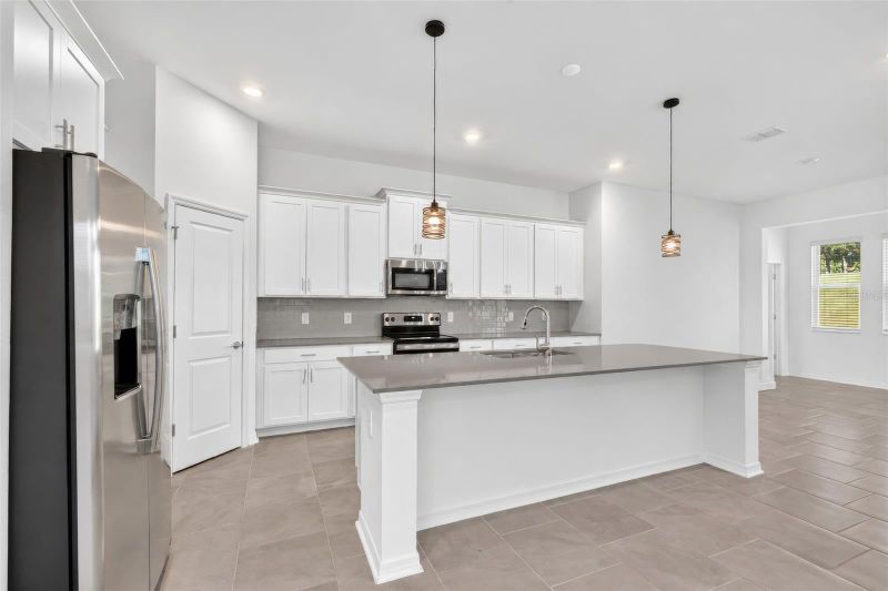5319 Basalt Dr, Mount Dora, FL 32757