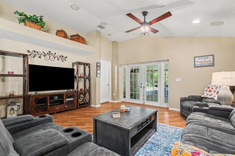 6805 Bluff Meadow Ct, Wesley Chapel, FL 33545