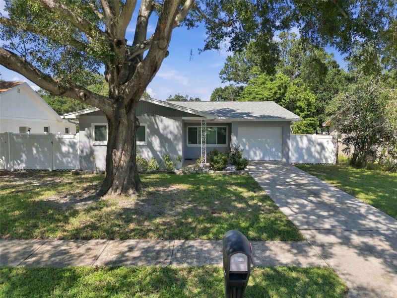 6331 68th Ave N, Pinellas Park, FL 33781