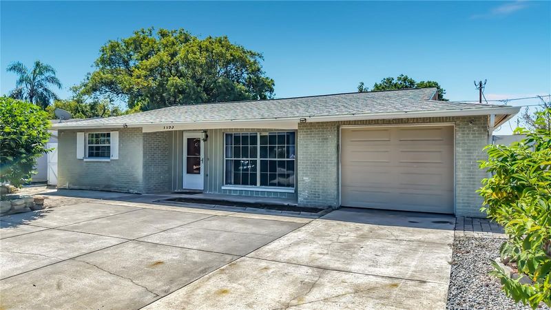 1153 Chancellor Dr, Holiday, FL 34690
