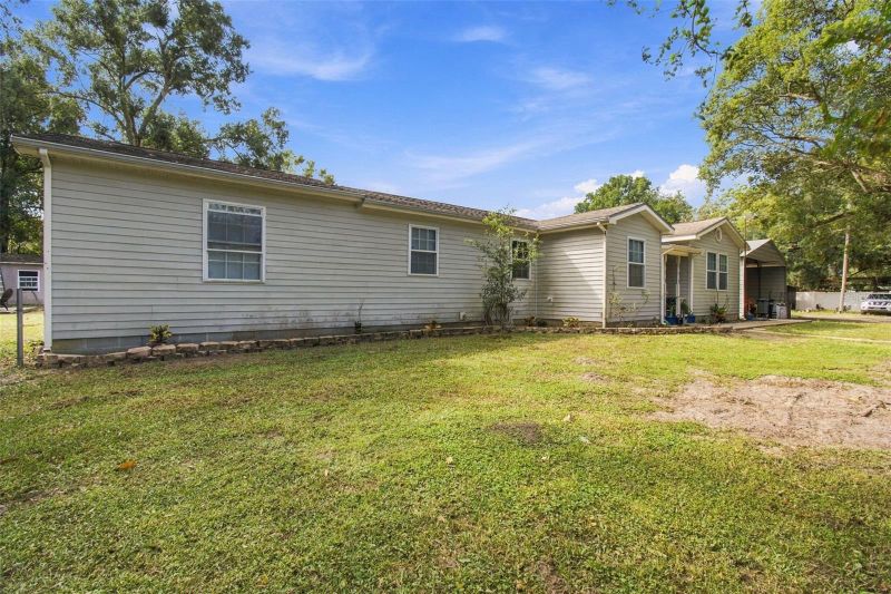 36242 Chancey Rd, Zephyrhills, FL 33541