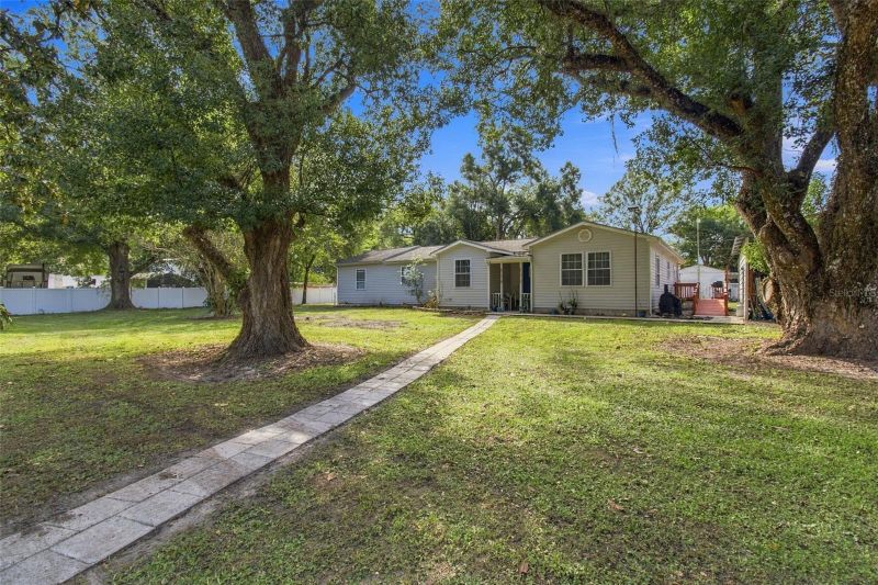 36242 Chancey Rd, Zephyrhills, FL 33541