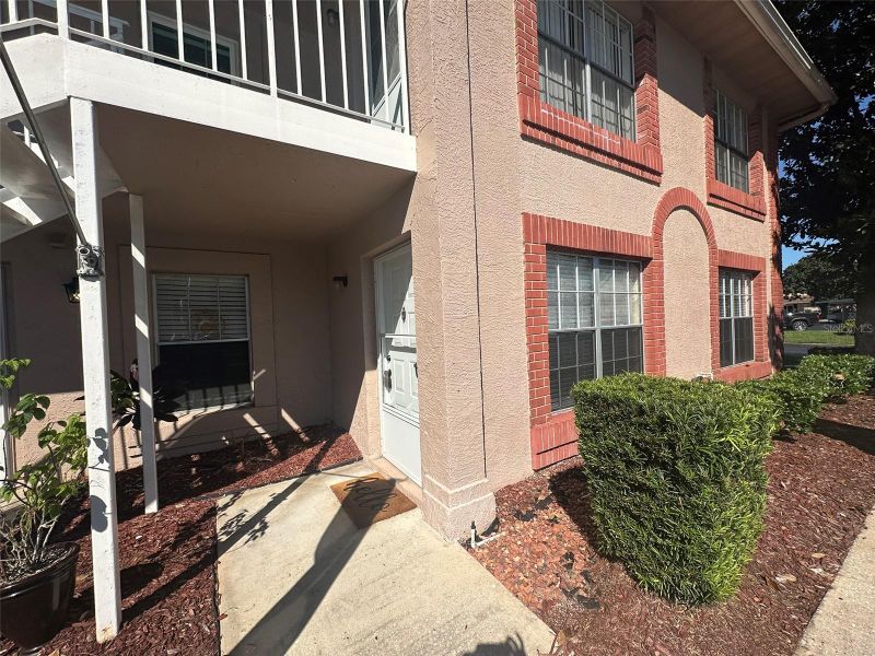 6433 Tina Dr #15, New Port Richey, FL 34653