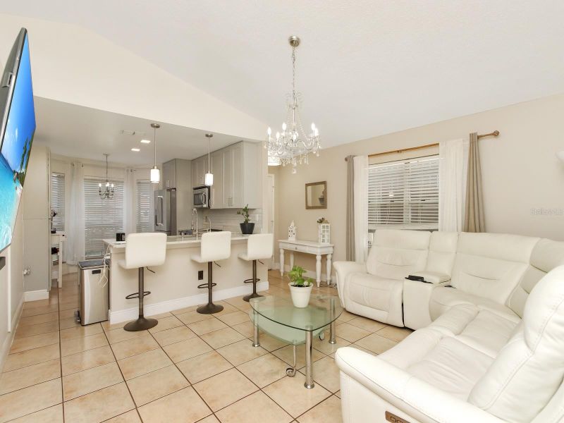 1118 43rd St, Orlando, FL 32839