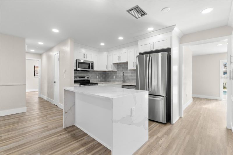 490 82nd Ave, St Pete Beach, FL 33706