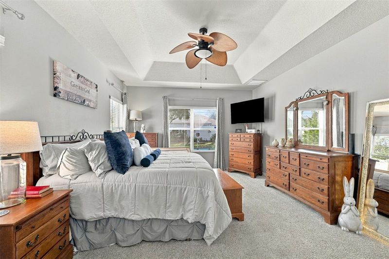 3404 Regner Dr, Plant City, FL 33566