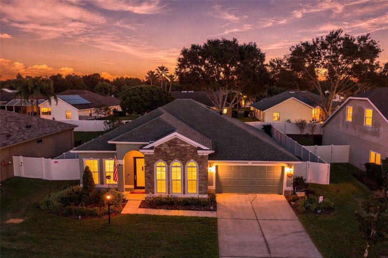 3404 Regner Dr, Plant City, FL 33566