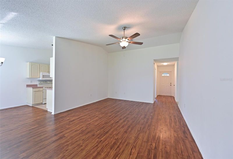 3401 36th St W, Bradenton, FL 34205