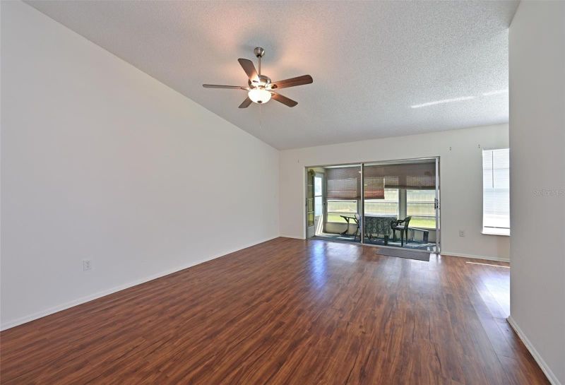 3401 36th St W, Bradenton, FL 34205