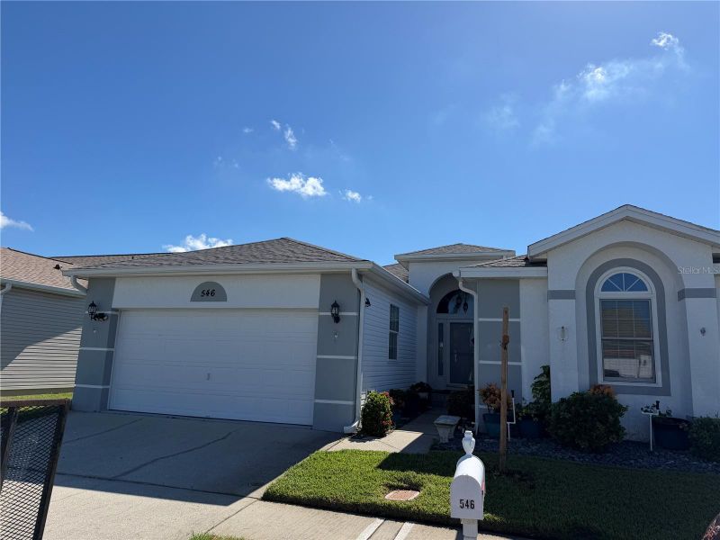 546 Trout Ln, Oldsmar, FL 34677