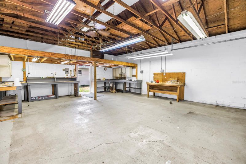 4213 37th Ave N, St Petersburg, FL 33713