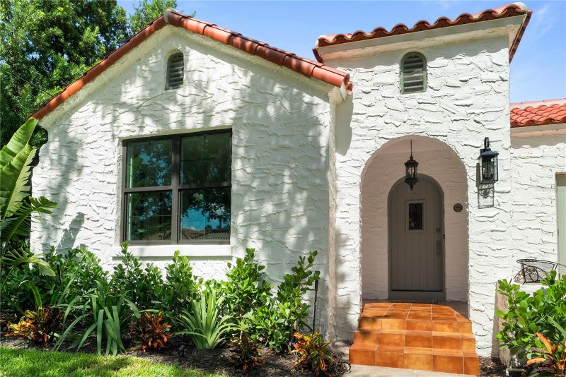 4521 W Azeele St, Tampa, FL 33609