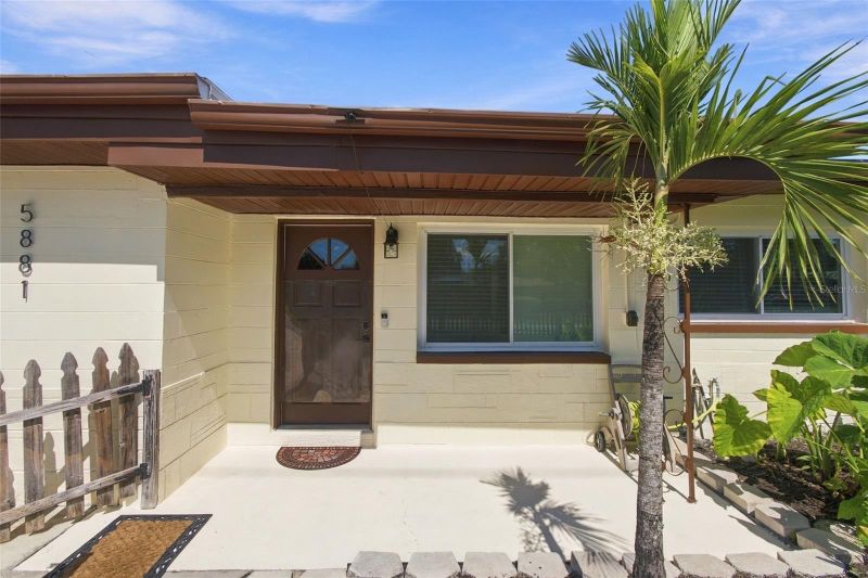 5881 67th Ave N, Pinellas Park, FL 33781