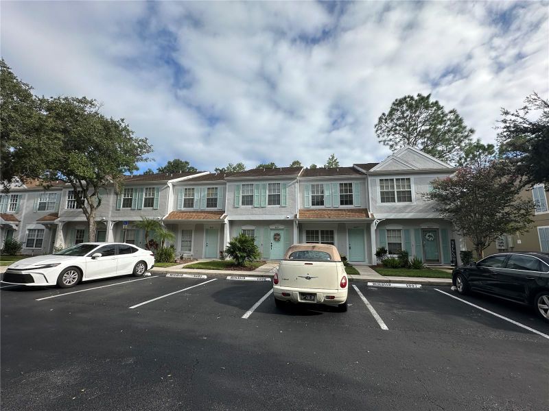 8627 Hunters Key Cir, Tampa, FL 33647