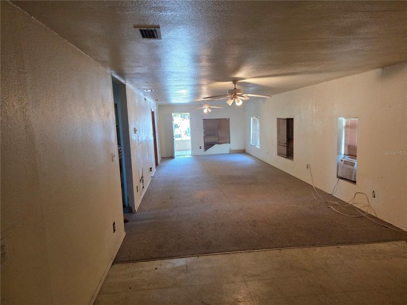 210 12th St W, Palmetto, FL 34221