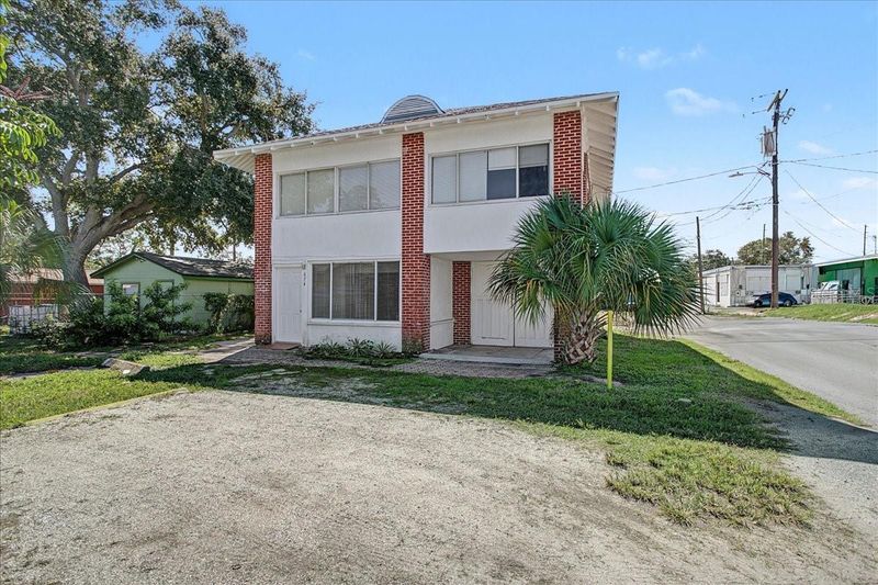 874 21st Ave S, St Petersburg, FL 33705