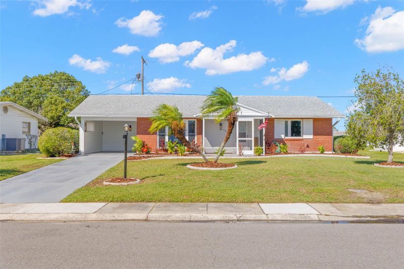 1220 Valley Forge Blvd, Sun City Center, FL 33573