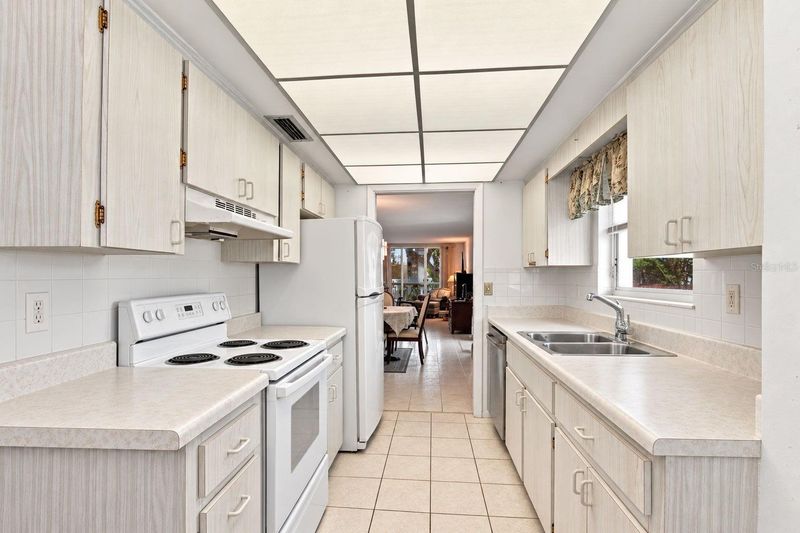 2630 Pearce Dr #211, Clearwater, FL 33764